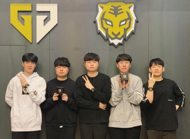 这是她在国 这是她在国