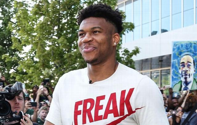 边路爆点的 边路爆点的