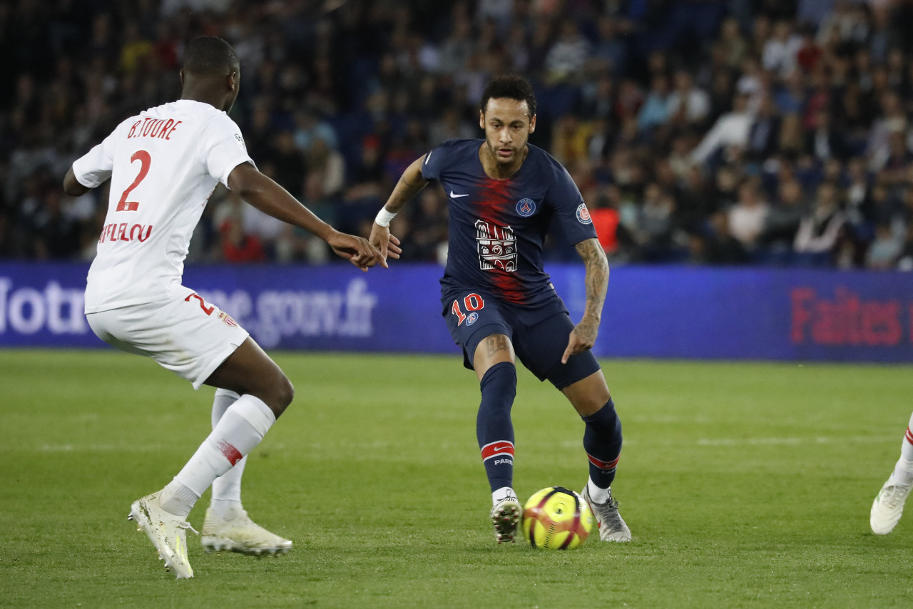 与细腻并存 与细腻并存