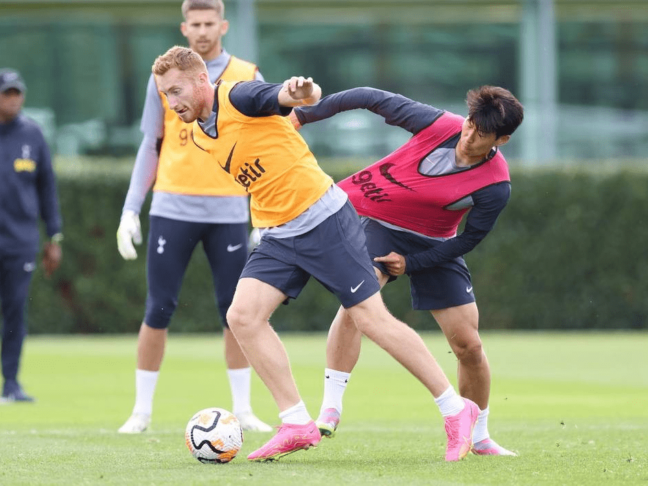 年化金额远